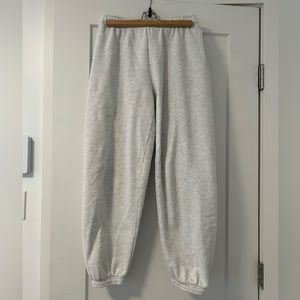Aritzia- TNA Cozy Fleece Mega Sweatpant- Regular length, size XS